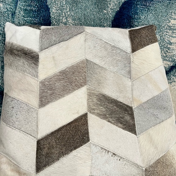 ONE- Never used genuine Cowhide Patchwork Chevron Pillowcase/ 4 available - Picture 7 of 8